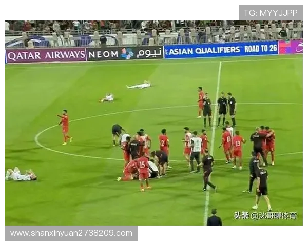 足球明星点球失误引发热议球迷心碎瞬间成焦点